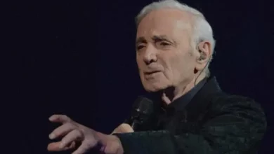 Charles Aznavour 696x416 1 390x220 1