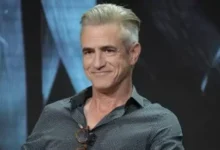 Dermot Mulroney 696x391 2 390x220 1