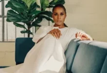 Issa Rae 390x220 1