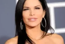Lauren Sanchez bio 452x420 1 390x220 1