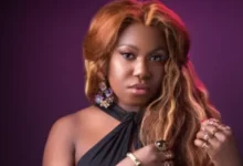 Niniola 696x392 1 390x220 1