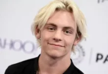 Ross Lynch 738x375 1 390x220 1