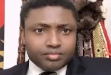 Simon Ekpa Biography, Age ,Net Worth, Wiki, Real Name, Children, Instagram, Parents, partner 3 Simon Ekpa Biography 390x220 1