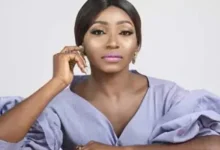 omowumi dada 390x220 1